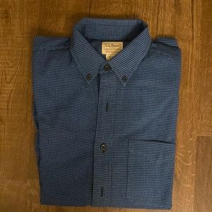 Men’s long sleeve button down shirt